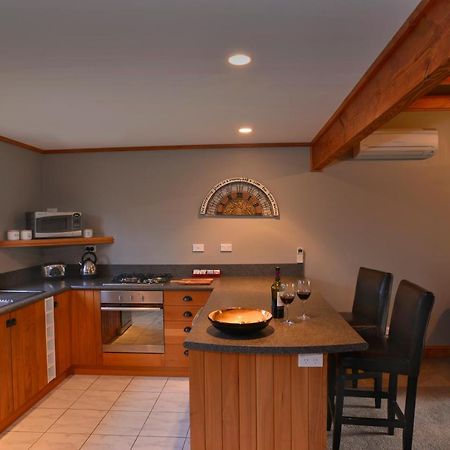 Terracotta Lodge & Cottages Carterton Bagian luar foto